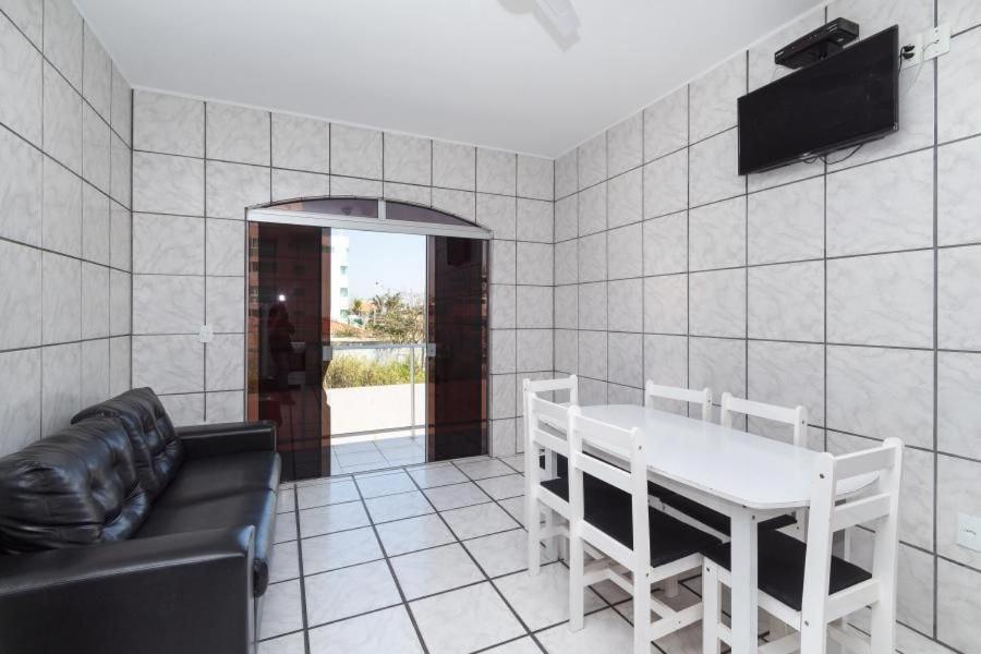 봄비나스 Residencial Ipe Amarelo 아파트 외부 사진